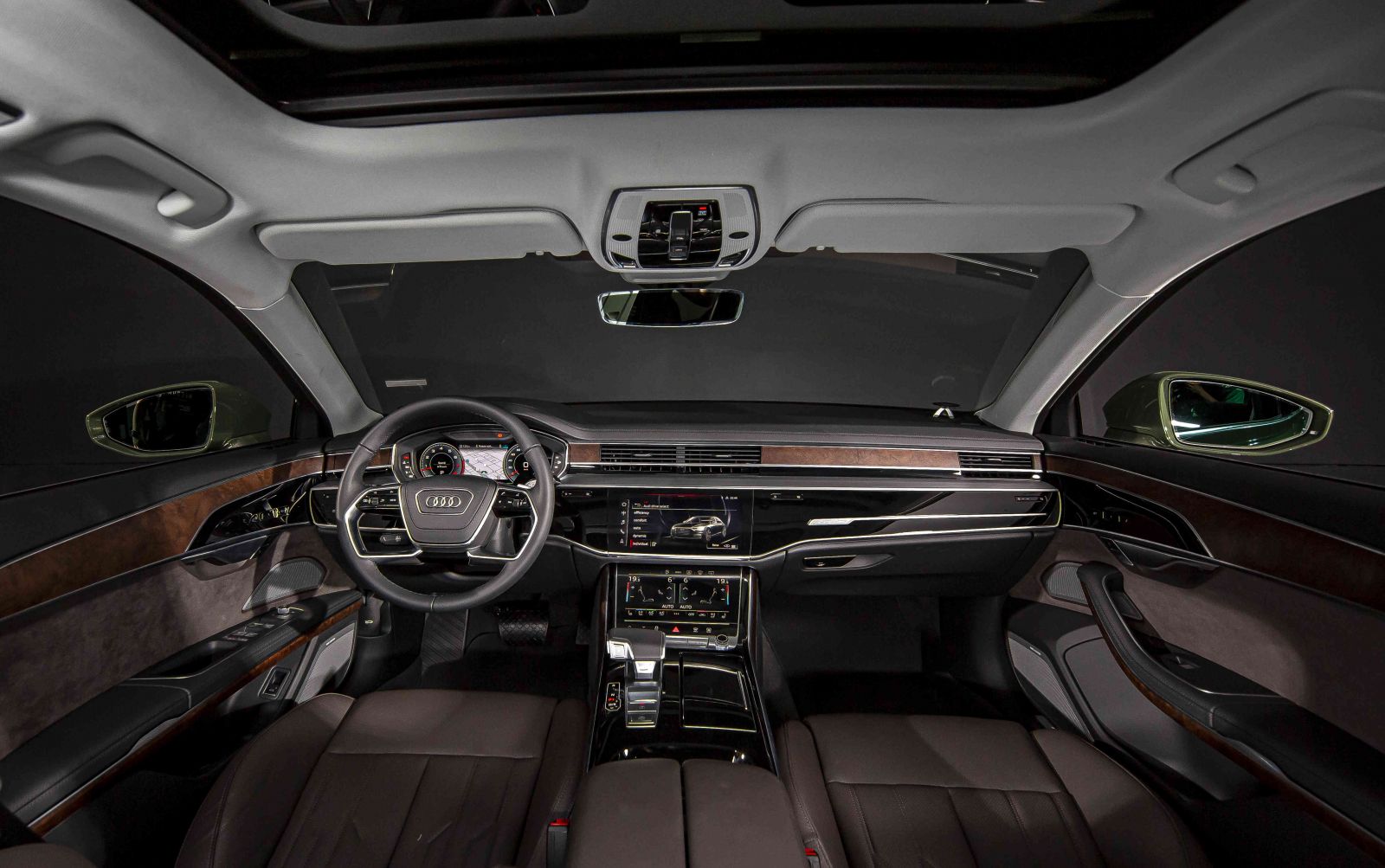 Không gian nội thất của Audi A8 2025 thời thượng và đẳng cấp với các công nghệ tối tân