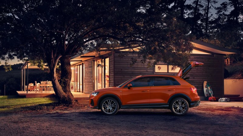 Hình ảnh tính năng Parking Aid Plus và camera 360