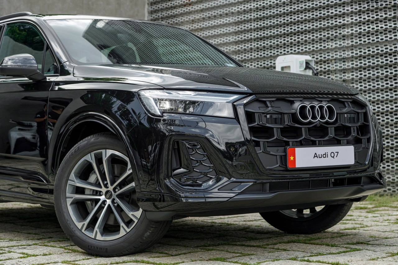 Hình ảnh Audi Q7 trong địa hình off-road