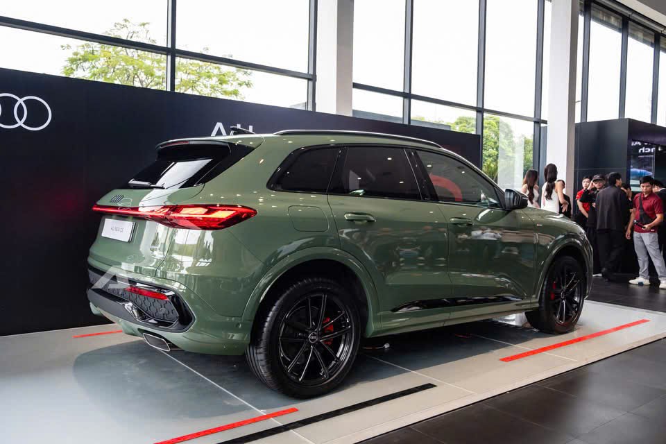 Chi tiết cụm đèn pha LED Matrix